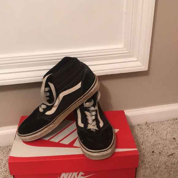 Vans - Picture 4 of 4